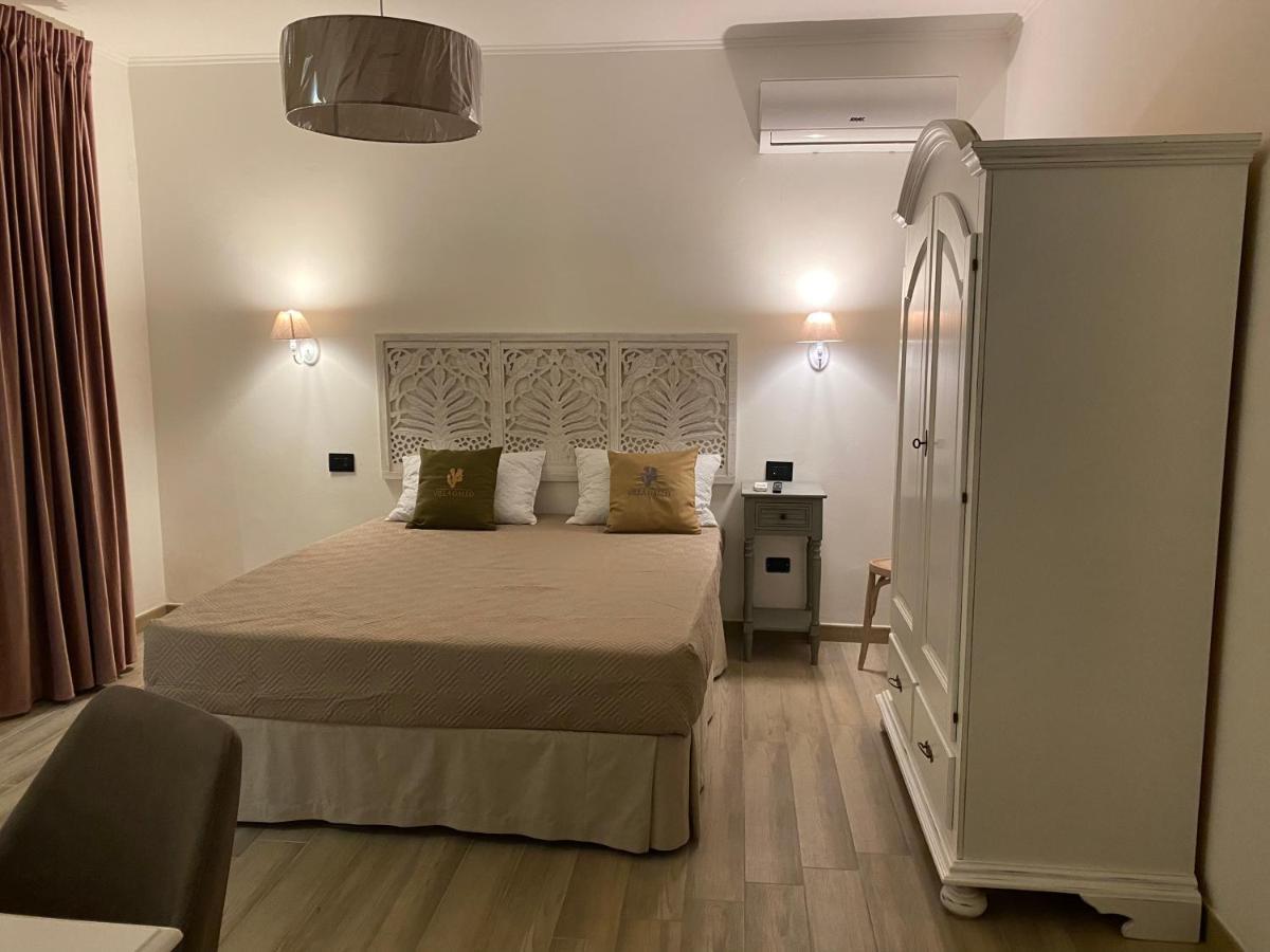 B&B Villa Gallo Torre Squillace Eksteriør bilde