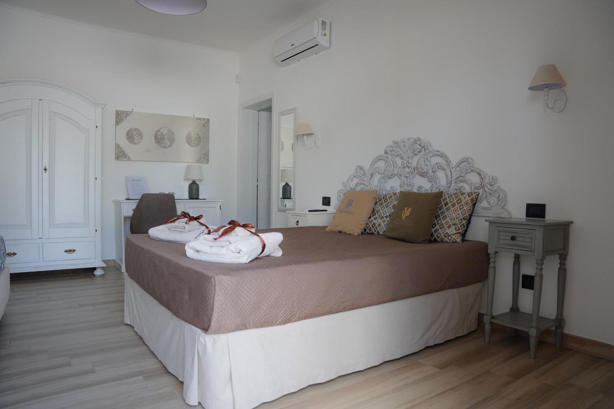 B&B Villa Gallo Torre Squillace Eksteriør bilde