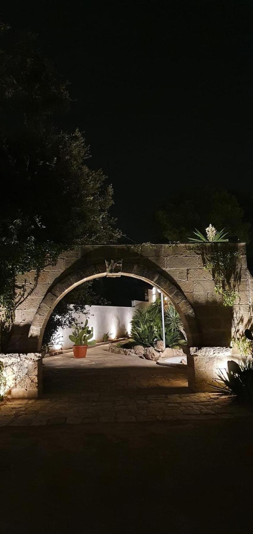 B&B Villa Gallo Torre Squillace Eksteriør bilde